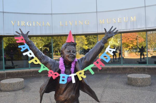 dollar admission to the virginia living museum