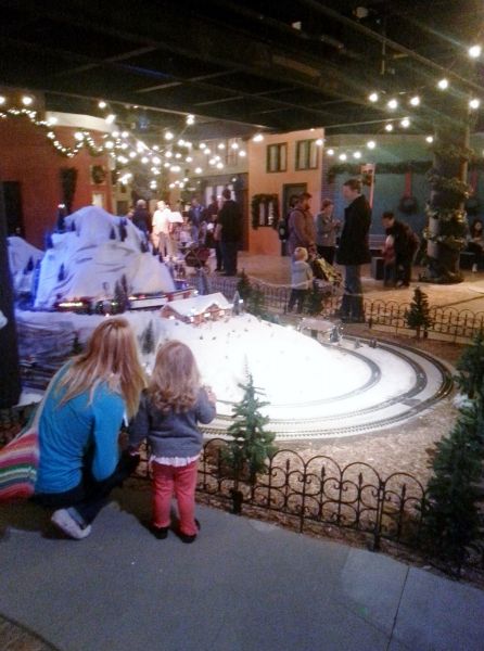 Dickens Christmas Towne Norfok VA